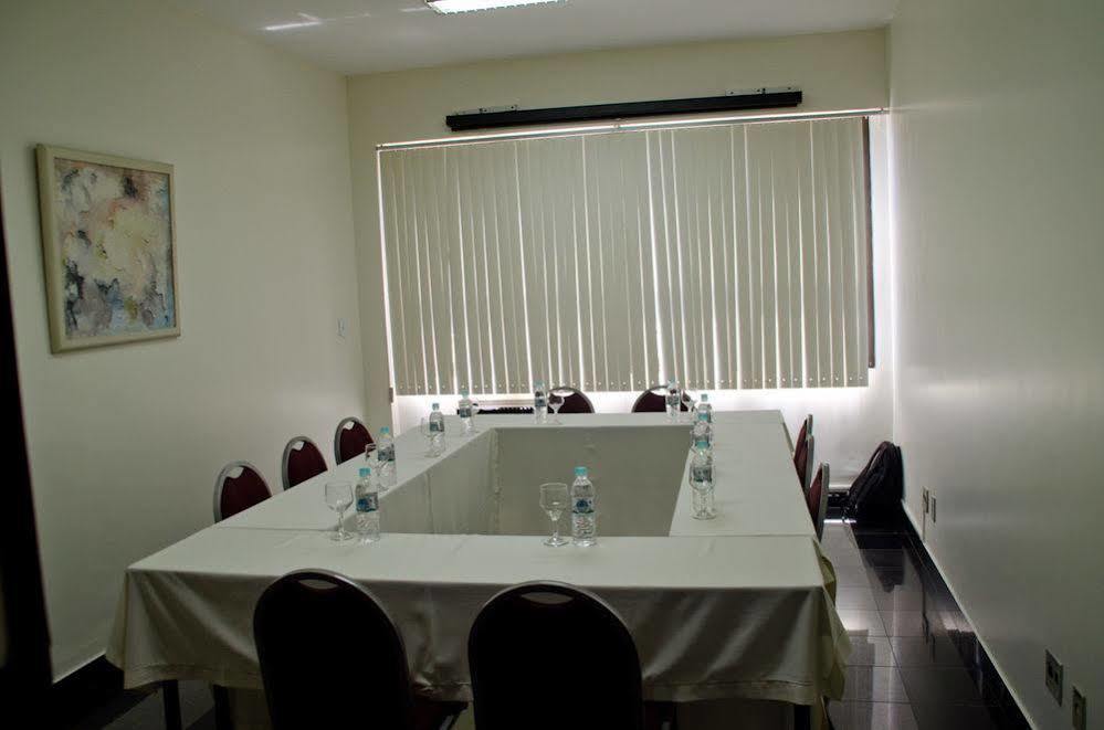 Cachoeiro Plaza Hotel Cachoeiro de Itapemirim Zewnętrze zdjęcie